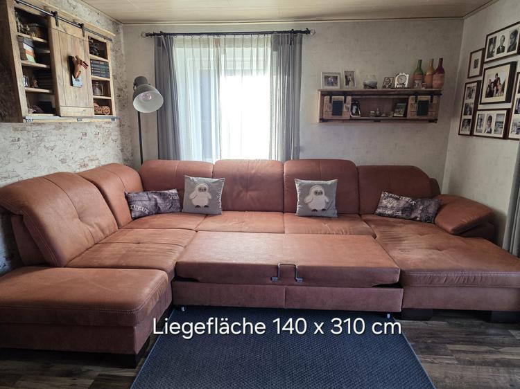 Großes Sofa mit vielen Funktionen zu verkaufen