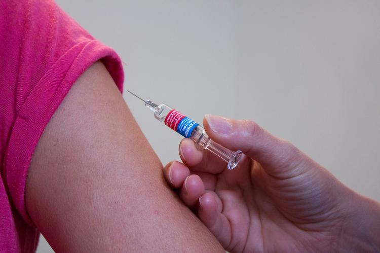 Les pharmaciens d’officine pourront vacciner plus largement