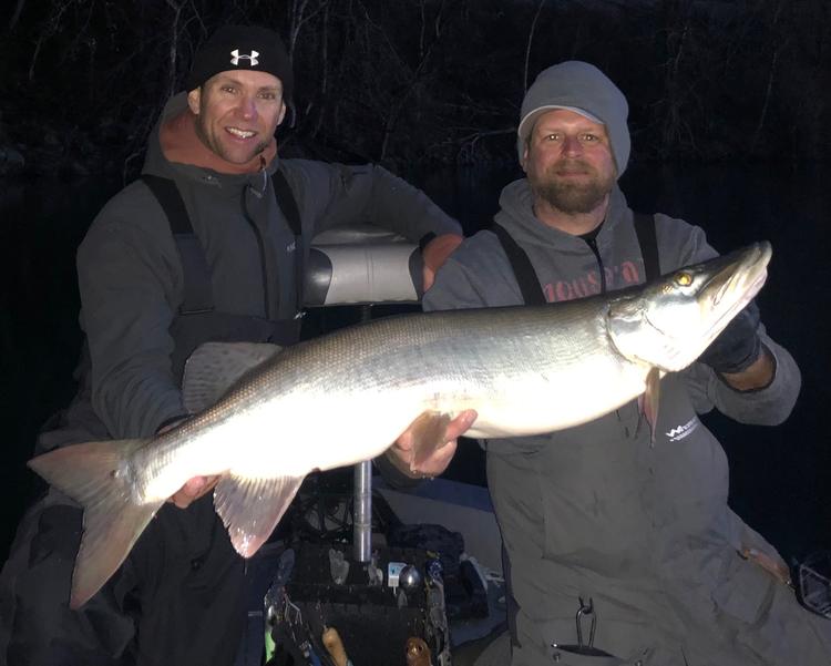 Cold Weather, Cold Fronts, and Deep-Water Muskies