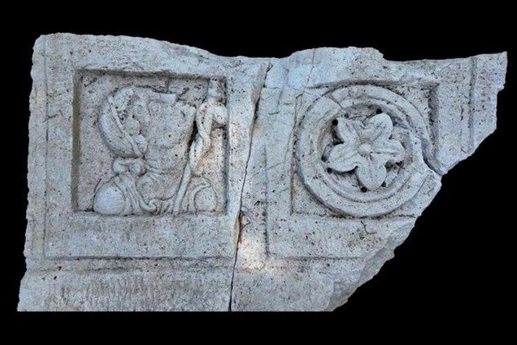 Excavations reveal 390-metre ancient monumental street
