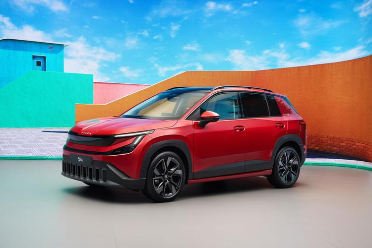 ŠKODA EPIQ: EL NUEVO MODELO DE ACCESO 100% ELÉCTRICO, CON UNA PROPUESTA ACCESIBLE, DIMENSIONES COMPACTAS Y PRACTICIDAD PARA EL DÍA A DÍA