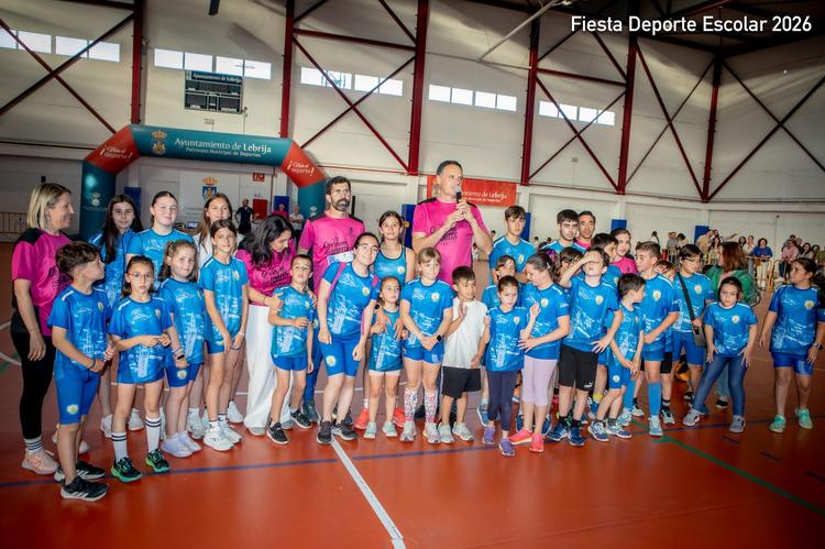La Fiesta del Deporte Escolar se celebra en Lebrija en un magnífico ambiente familia