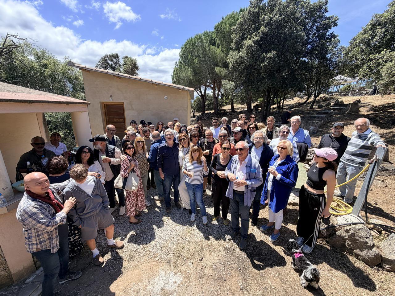 Monticellu réunit les artistes Corses autour d’une première « Merendella artistica » conviviale et créative