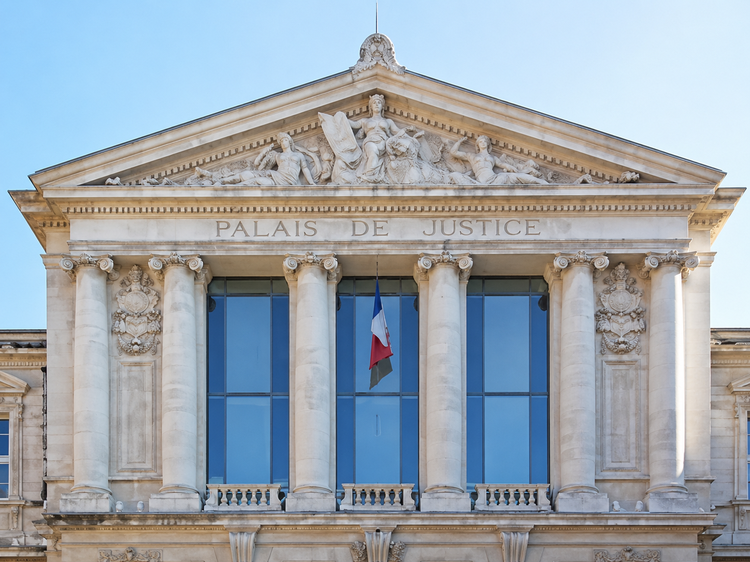 Nice : deux suspects jugés après des violences liées à un groupuscule extrémiste