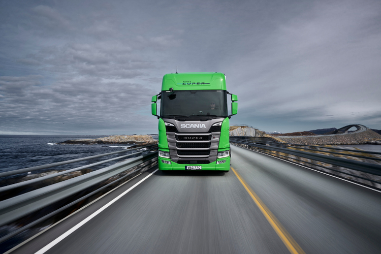 Scania Super é eleito o Caminhão Verde 2024