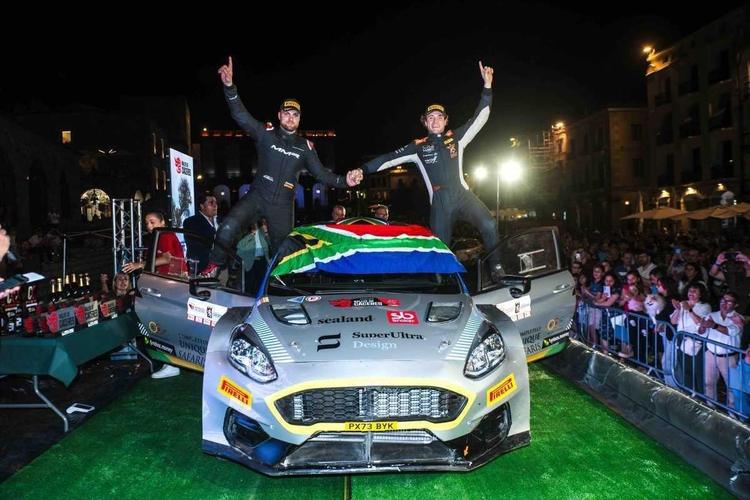 Max Smart hace historia en el Rallye de Cáceres del CERT