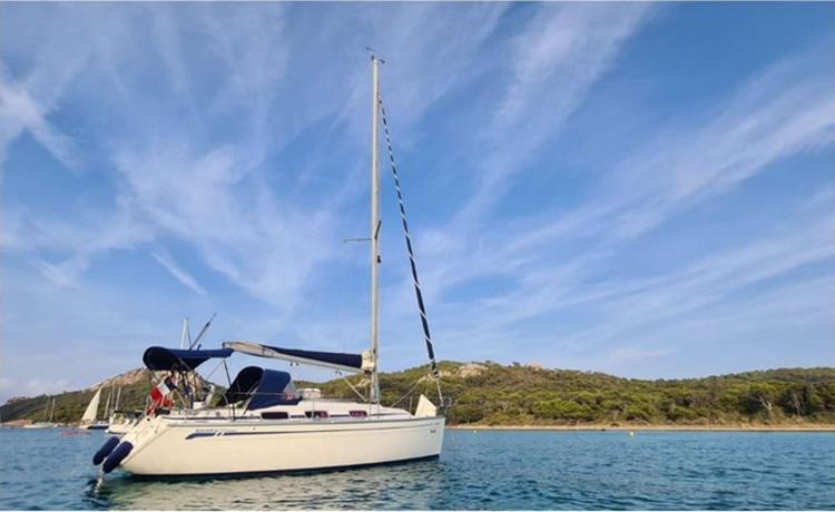 Voilier monocoque BAVARIA 30 CRUISER année 2006