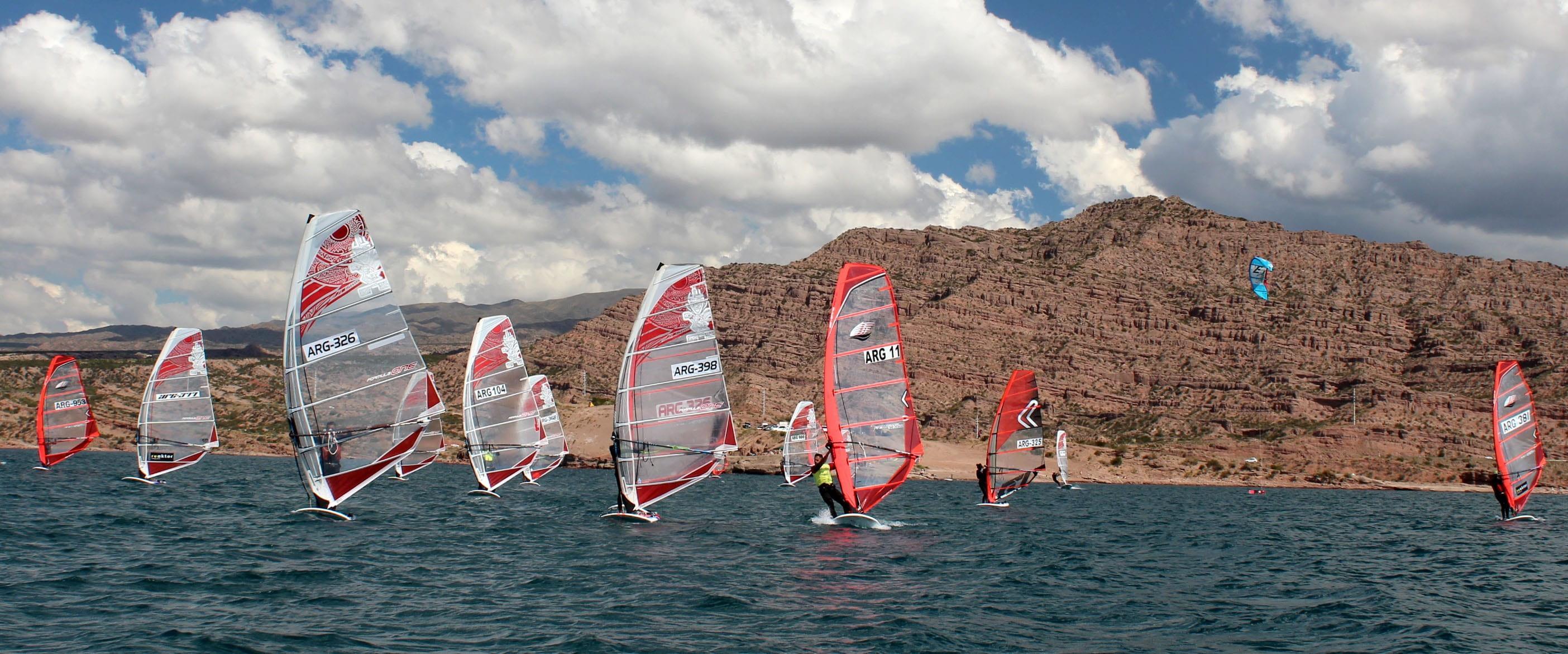 Pozo Izquierdo, il vento che fa grande Gran Canaria: perché qui il windsurf continua a scrivere la storia