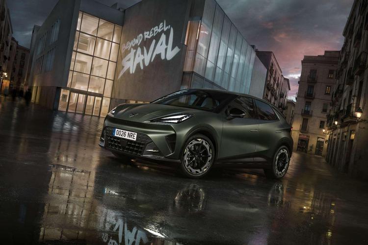 CUPRA desvela el Raval, su nuevo eléctrico urbano fabricado en Barcelona