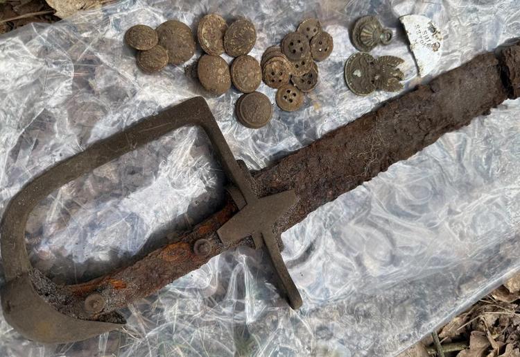 Detectorists uncover Polish cavalry sabre and WWII relics