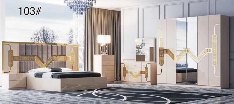 CHAMBRE À COUCHER - 550€ 