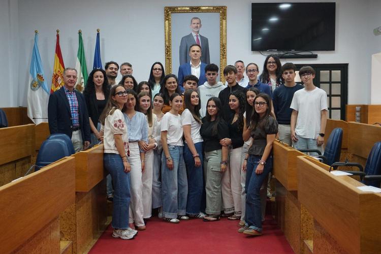 El Ayuntamiento de Lebrija entrega los premios de la XIII edición del concurso “Invéntate tu futuro”