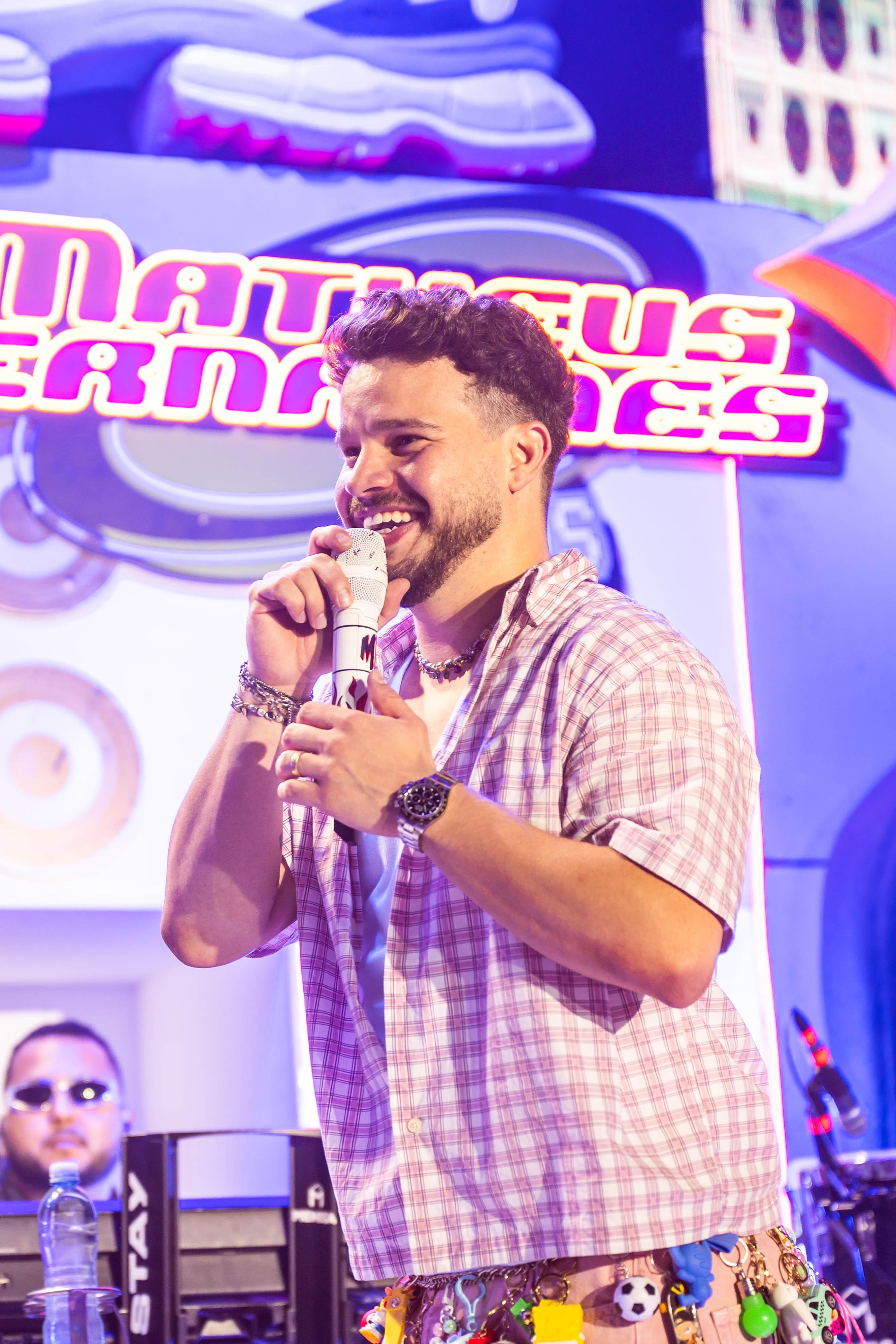Matheus Fernandes leva nova edição do "Projeto Anos 2000" a São Paulo com Furacão 2000, Lipe Napoli e participação de MC Koringa