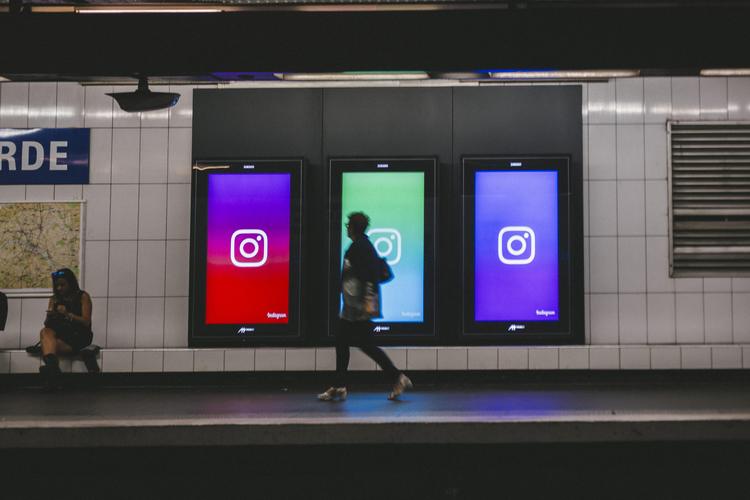 Hatch, il progetto (non confermato) di Meta per portare agenti AI su Instagram e WhatsApp