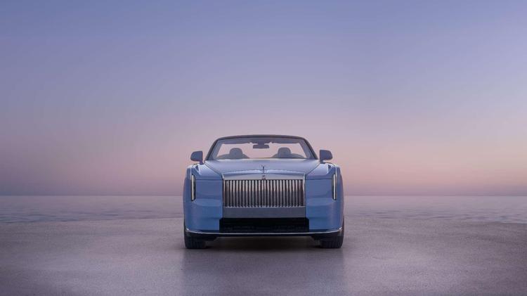Rolls-Royce presenta Project Nightingale una colección Coachbuild de 100 unidades exclusivas