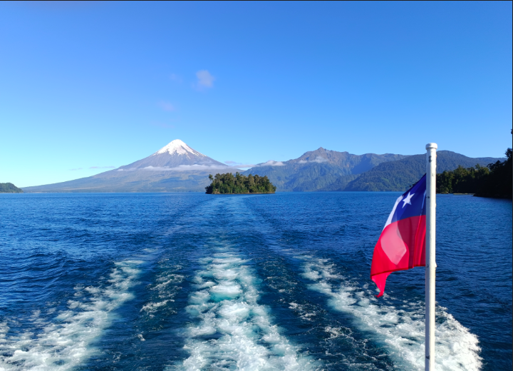 Lago Todos los Santos – Guía App Chiloé Turismo en Llanquihue, Llanquihue, Sur de Chile