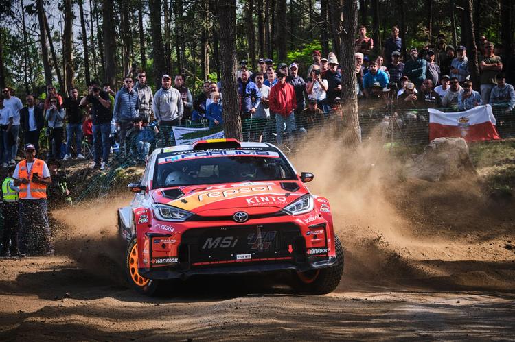 ALEJANDRO CACHÓN Y BORJA ROZADA VUELVEN A LA ACCIÓN SOBRE TIERRA PARA DESAFIAR AL RALLY ACRÓPOLIS DE GRECIA
