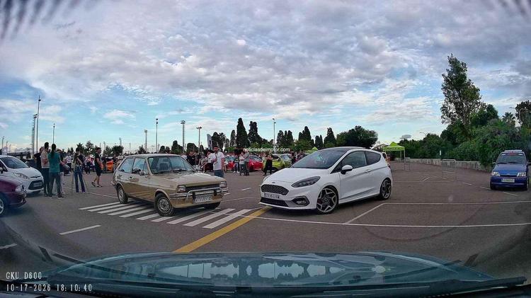VOLVER A CASA: 50 AÑOS DE FORD ESPAÑA DESDE EL RETROVISOR DE MI FIESTA