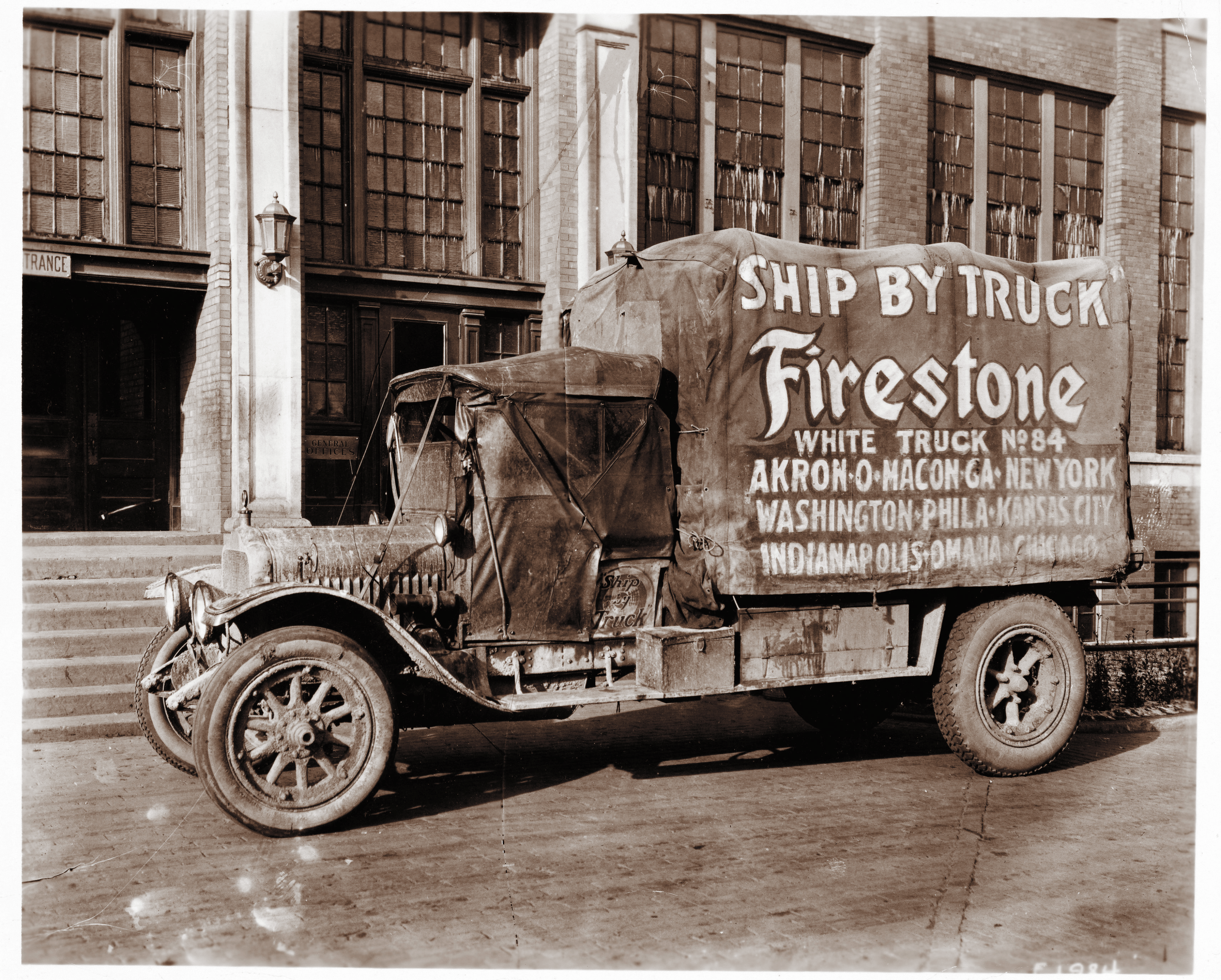 FIRESTONE CELEBRA 125 AÑOS DE HISTORIA