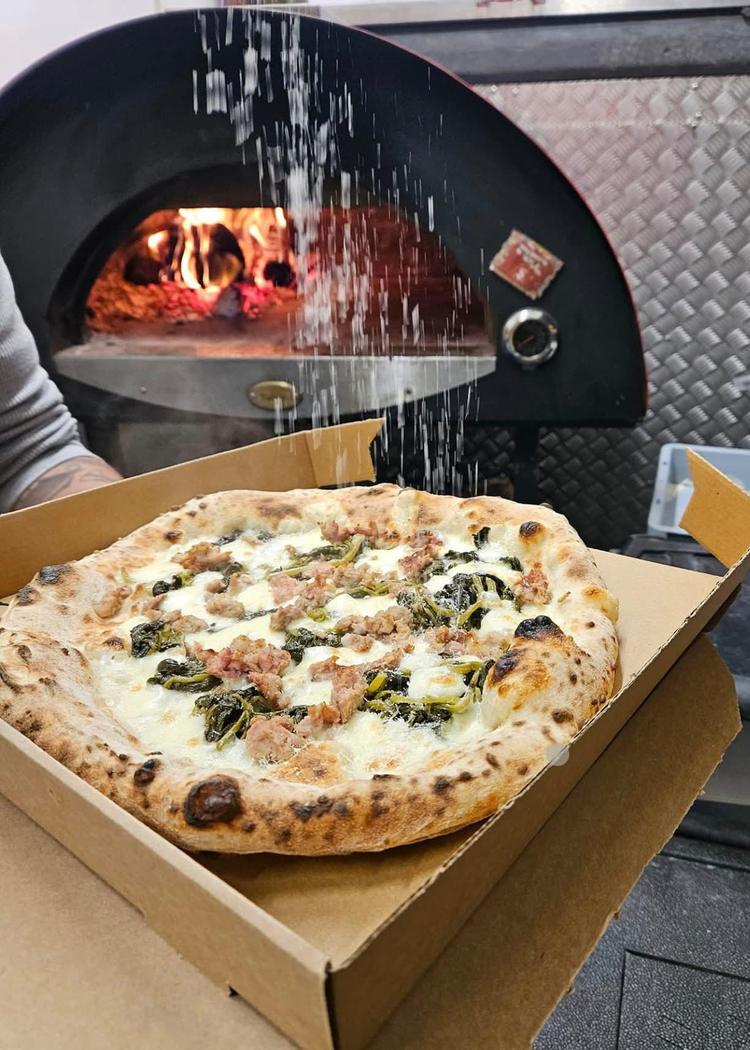 PIZZA SPECIAL OF THE WEEK