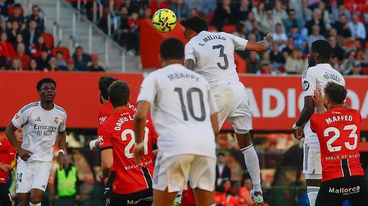 Derrota en Son Moix 2-1