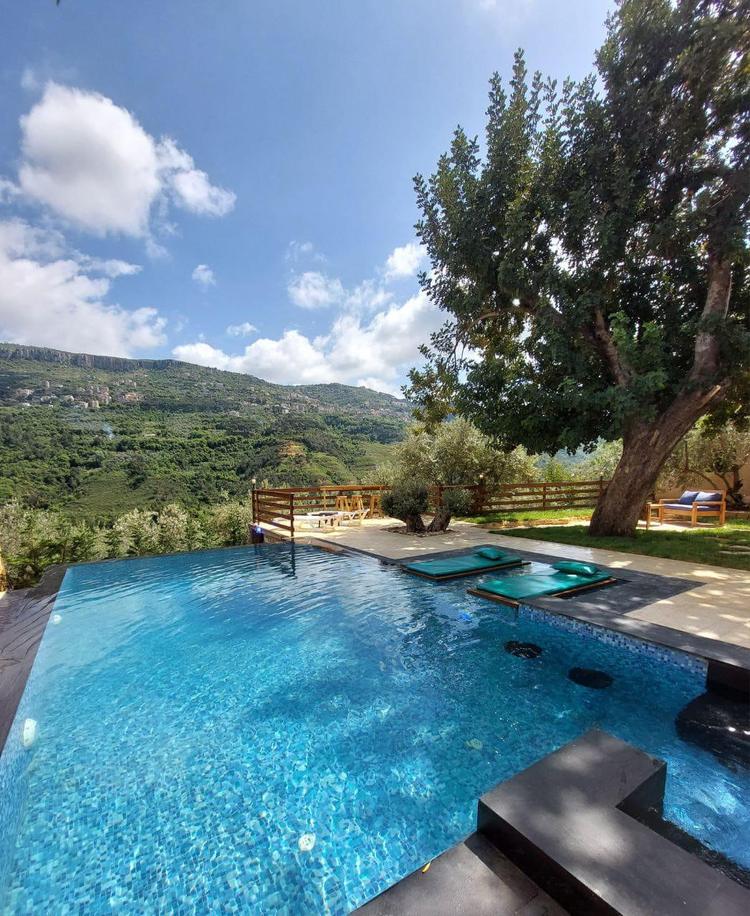 Guesthouses with Private Pools That are Worth Visiting This Summer 
