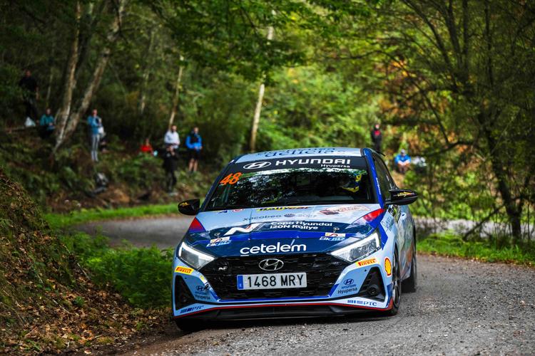 Alejandro Medín vence en Llanes y lidera de nuevo la Copa Hyundai i20N Rallye