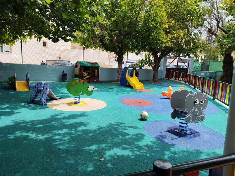 L'Escoleta Joaquina Gavilà d'Ondara estrena un renovat parc infantil