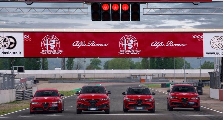 Alfa Romeo lanza su Driving Academy en el circuito de Varano de' Melegari