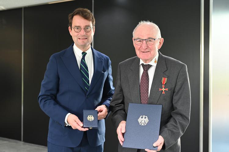 Bundesverdienstkreuz für Jürgen Jendreizik