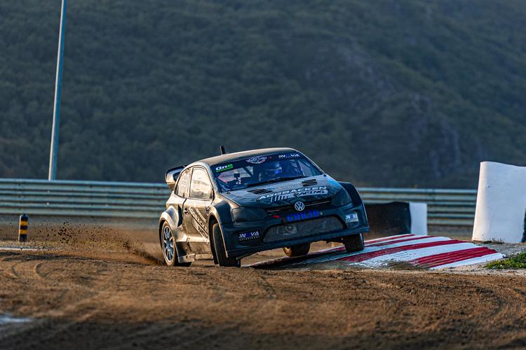 RallyX: Déjà du changement pour Jon Ny ?