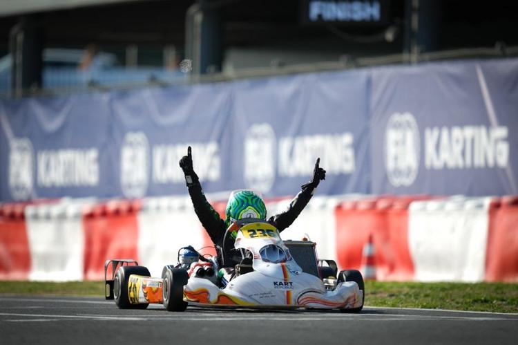 Morelli y Perico ganan la FIA Karting World Cup 2026 con pleno de victorias