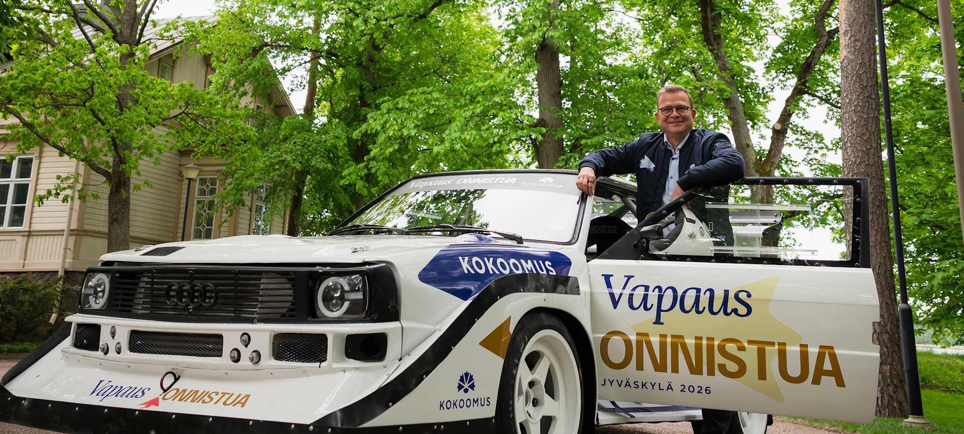 WRC › El primer ministro finlandés protagoniza un film con un Audi Quattro S1