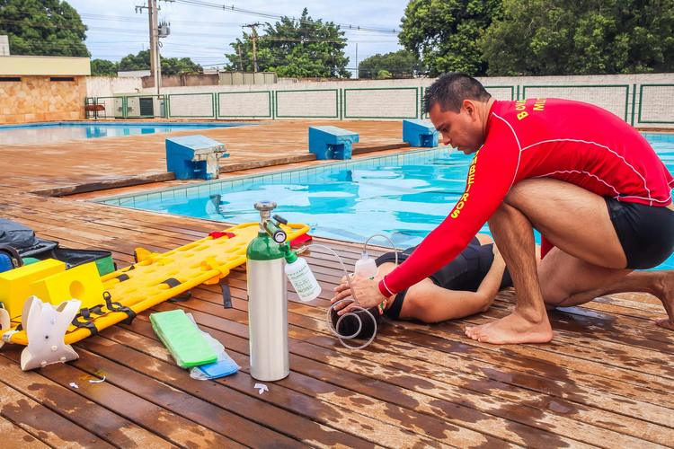 Maître-nageur sauveteur (H/F) - Centre Aquatique Au Fil de l'Ô