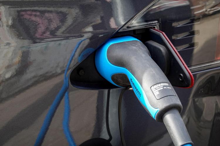 Les petites électriques prennent l'avantage !