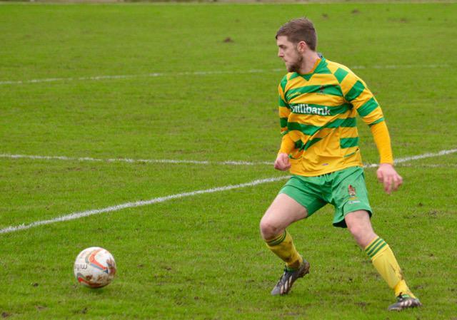 Hickey at the double as Linnets score four