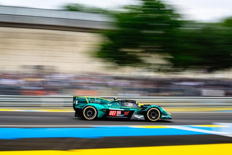 WEC › Hypercar 2026 en Le Mans: 8 fabricantes, 18 coches y lucha épica