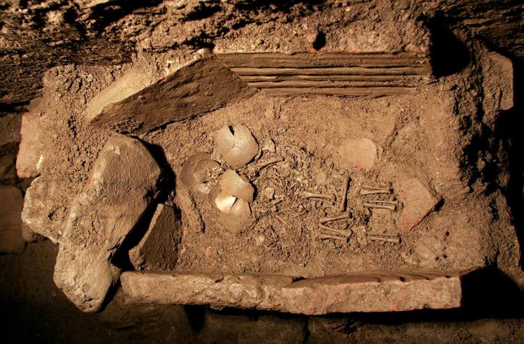 Medieval tomb of two newborns found in ancient Roman latrine channel