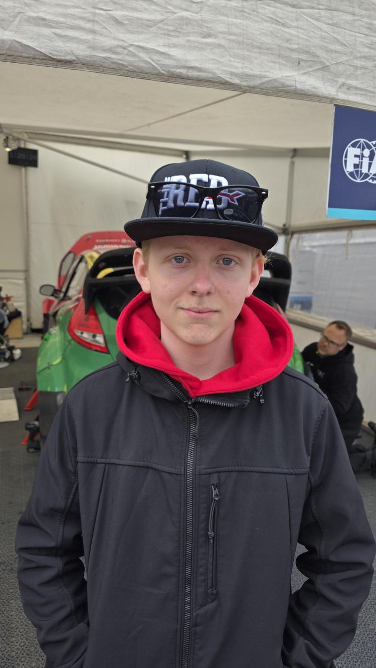 Après Joni, Pauli Turpeinen prêt à relever le défi du SuperCar à Kouvola
