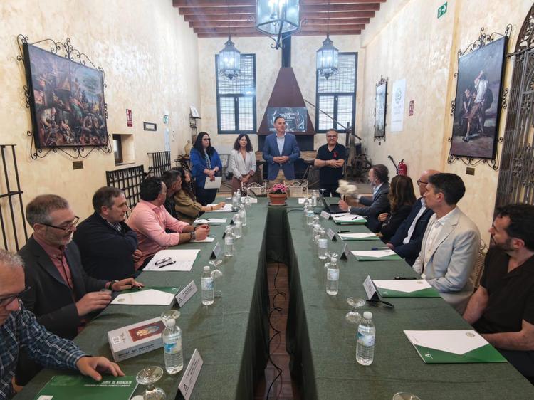 Lebrija acoge la Comisión de Artesanía de Andalucía en la sede de Forja Lebrija