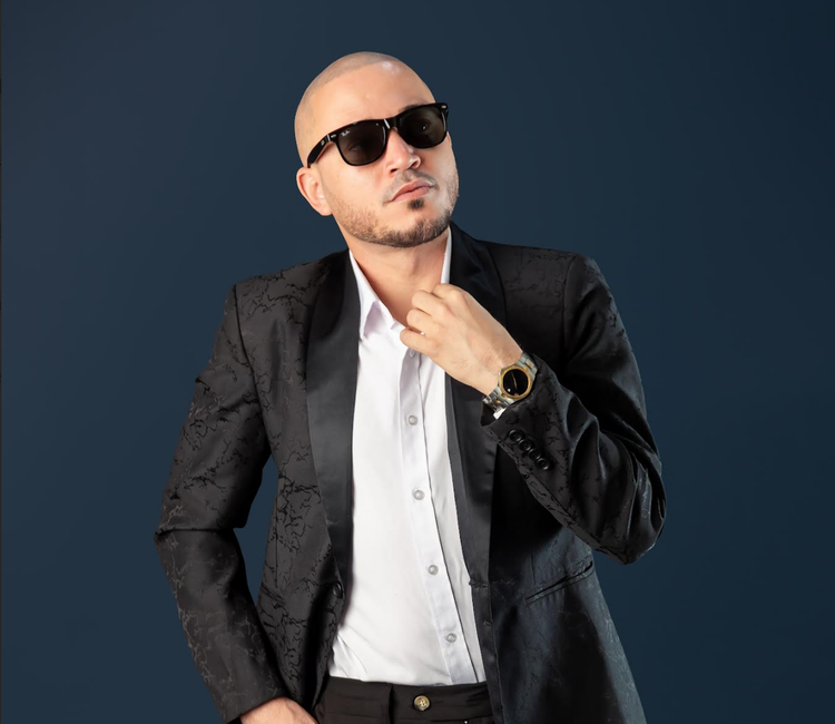 Nacho Estrella presenta concierto “Bachata bohemia” en Hard Rock Café