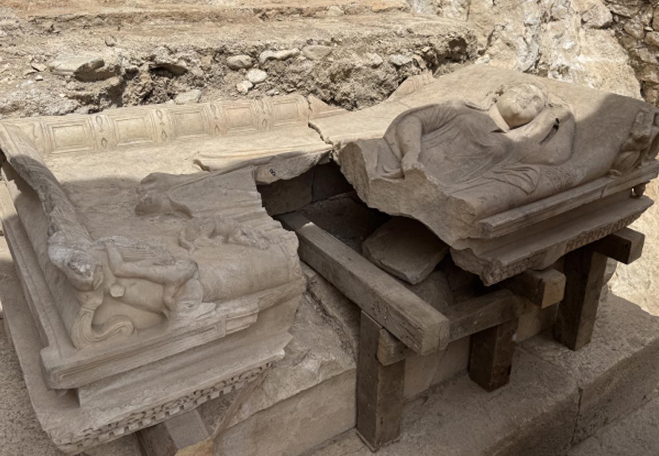 Monumental tomb discovered in Ancient Olympos