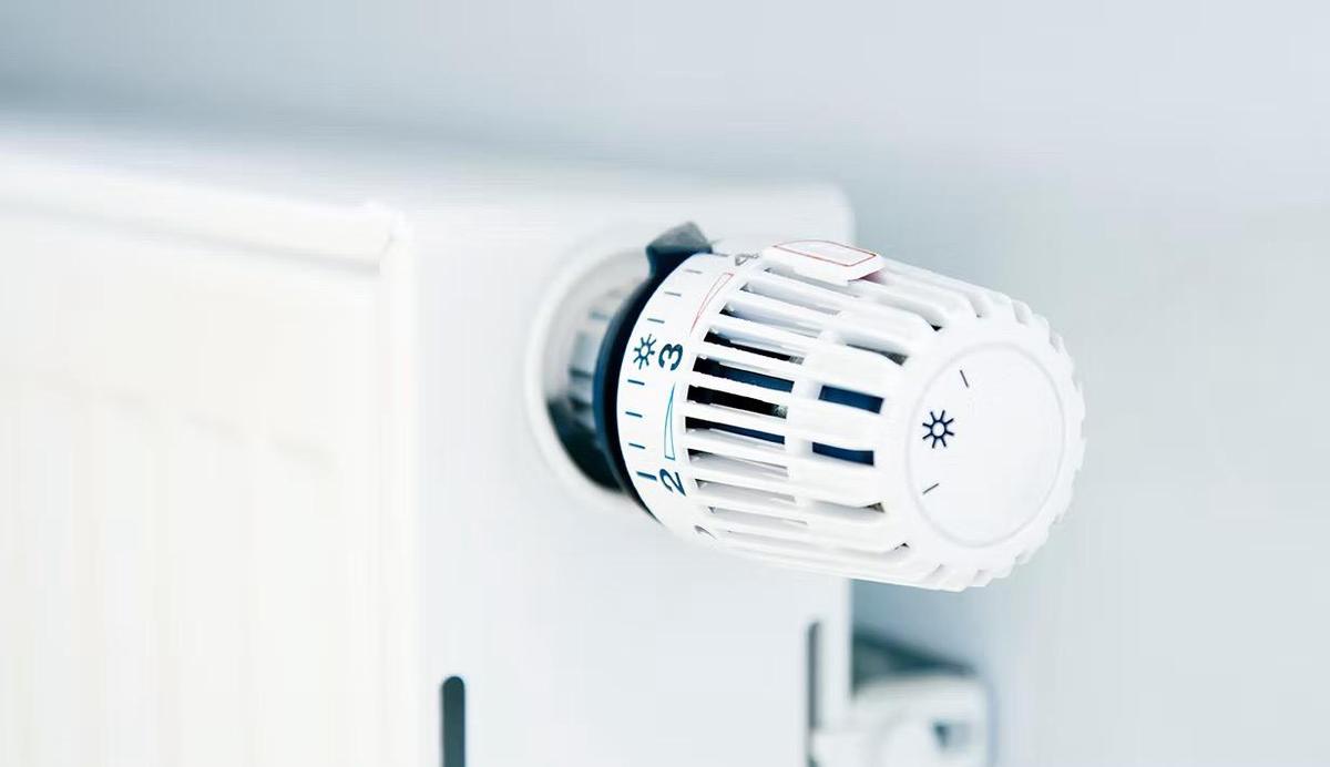  Débloquer une vanne thermostatique