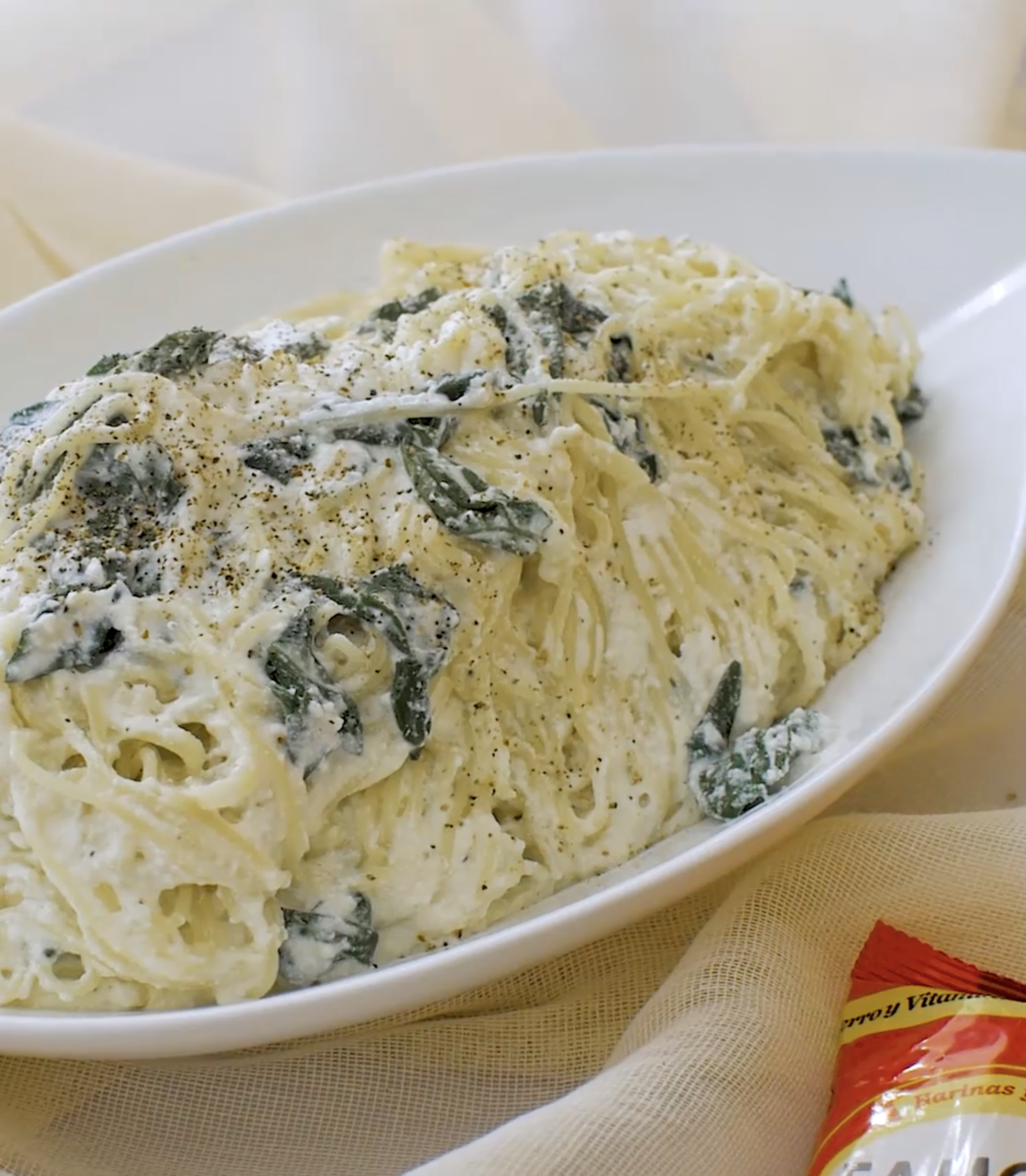 Fideos Cremosos con Espinaca 