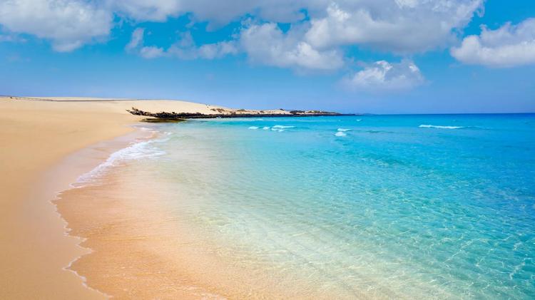 Playas de Canarias: más de 500 kilómetros de costa para disfrutar todo el año
