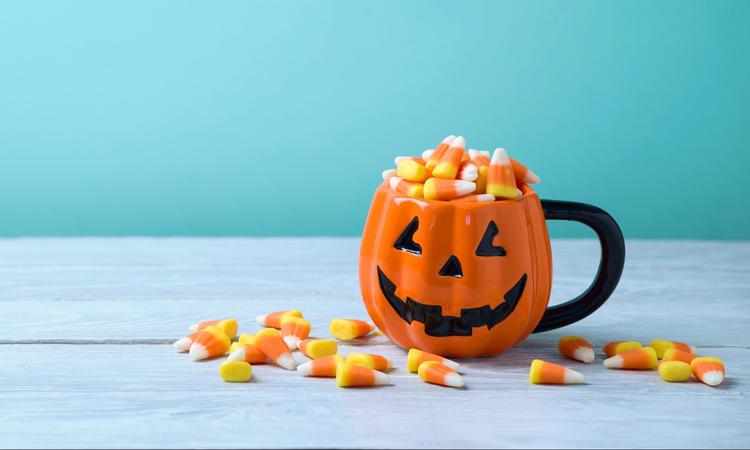 Halloween: attenzione agli scherzetti dei dolcetti! Consigli per l'igiene orale dei più piccoli