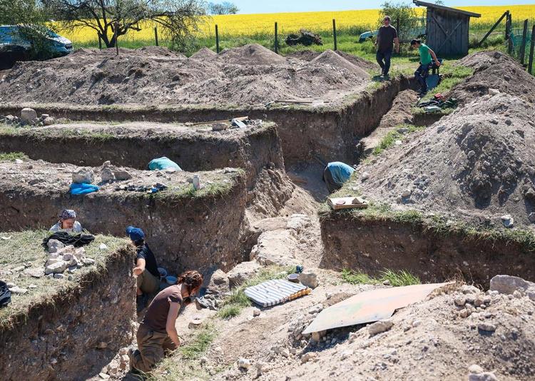 Monastic mystery of the Premonstratensian provostship of Nagykökényes solved