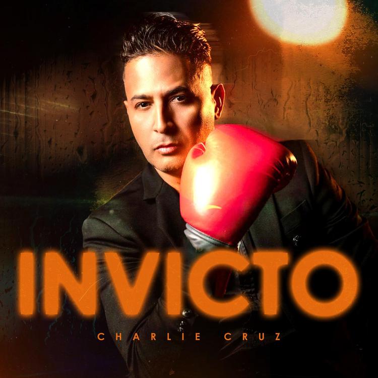 Charlie Cruz presenta “Invicto”, el álbum más importante de su carrera artística.