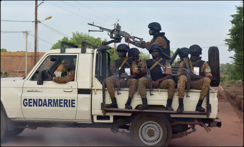 Attaque terroriste au Burkina Faso : 15 fidèles catholiques massacrés en pleine messe
