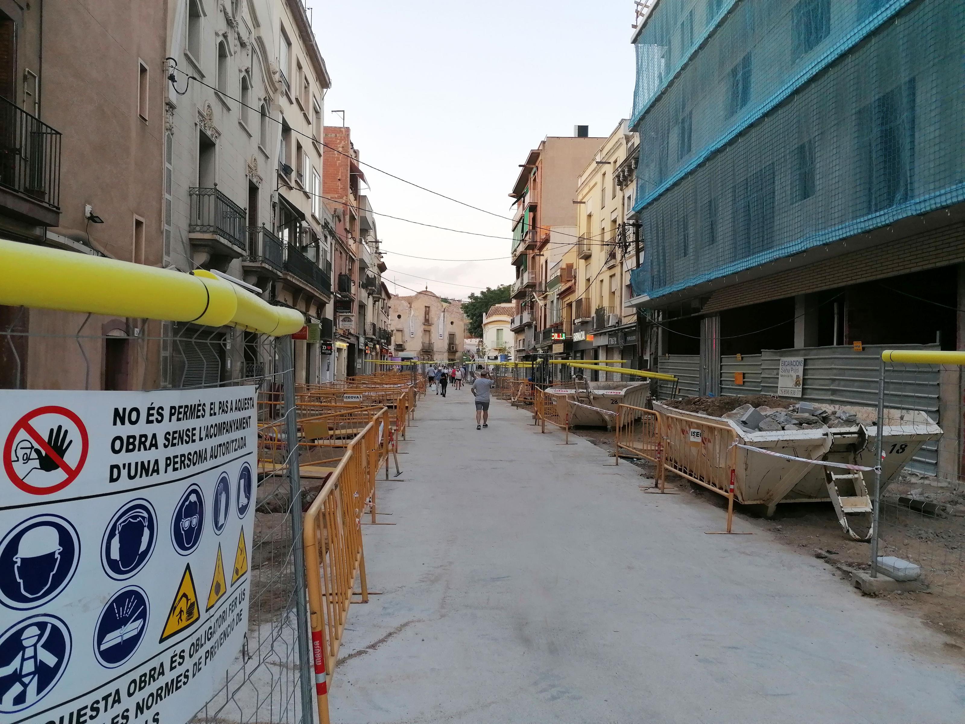En curs les obres de reurbanització del passeig Pi i Margall
